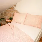Marea - Old Town Retreat *
