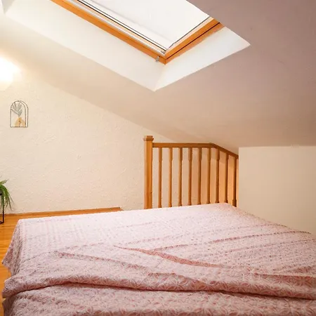 Vila Marea - Old Town Retreat *