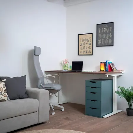 Marea - Old Town Retreat *