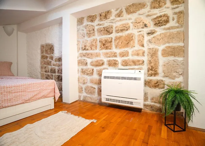 Marea - Old Town Retreat Villa