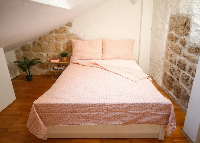 Marea - Old Town Retreat Villa